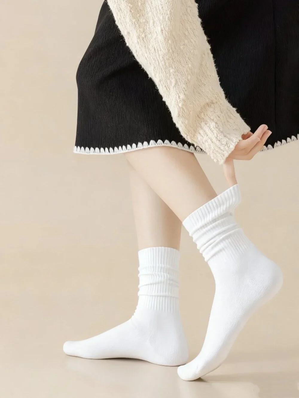 3 PACK Women’s White Cotton Anti-Odor Athletic Crew Socks Size 6–9 Solid Color